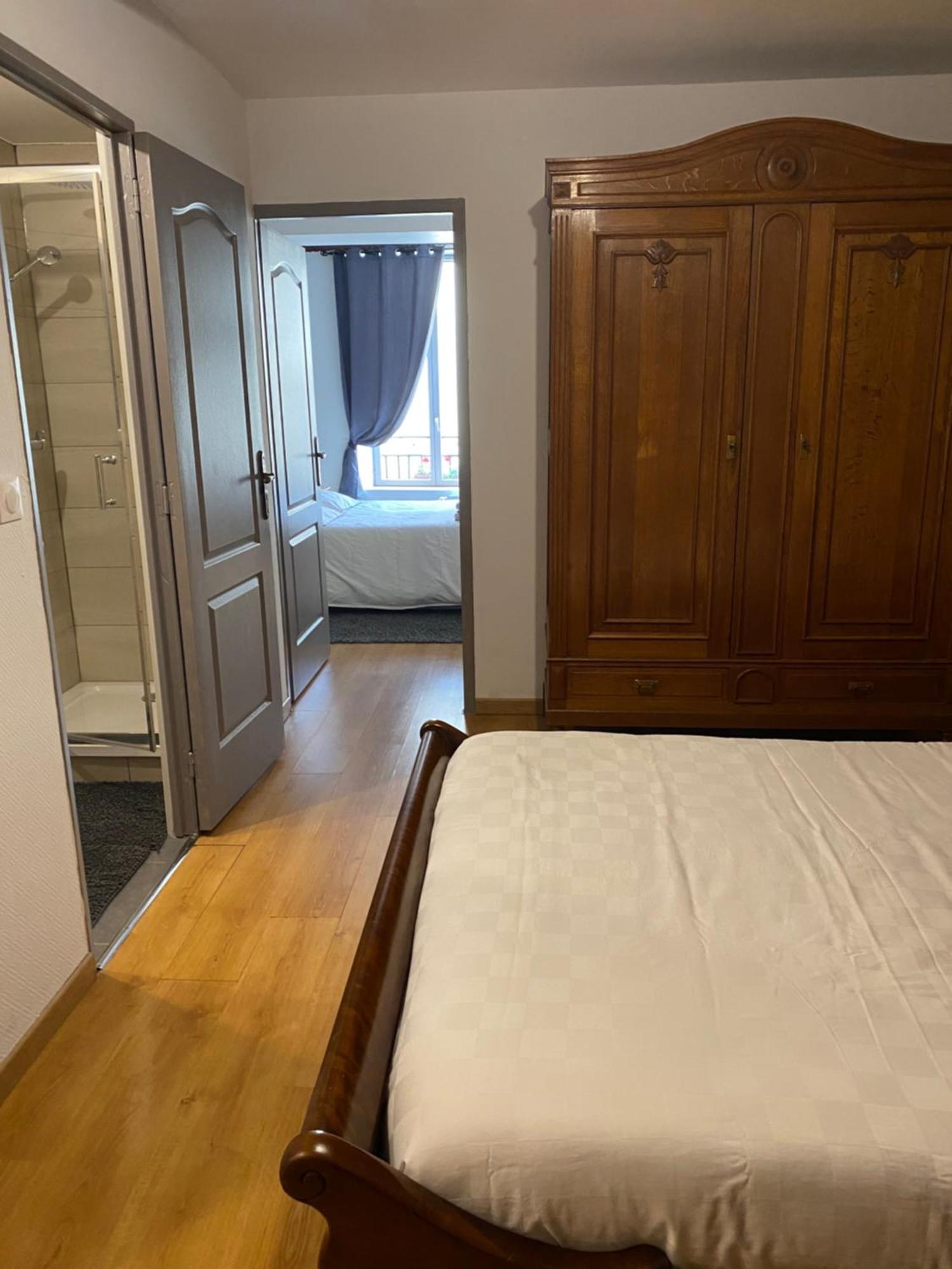 La Chambre D'Angele Sedan Exterior photo